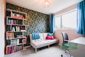 Photo 8- click for photo gallery